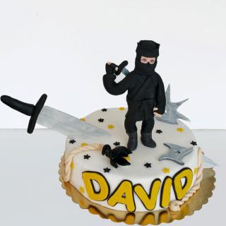 Tort cu luptator Ninja