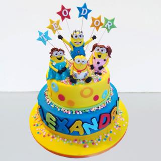 Tort cu Minioni familie