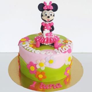 Tort cu Minnie Mouse si flori mari