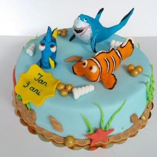 Tort cu Nemo si rechin