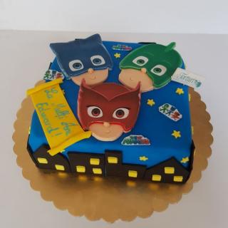 Tort Eroi in pijamale 2D pe patrat