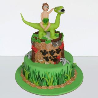 Tort etaj cu baietel si dragon