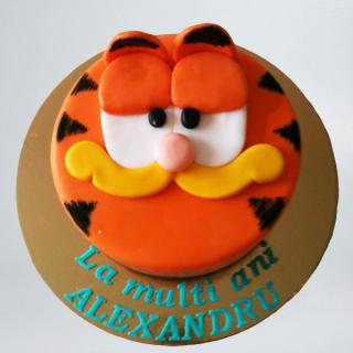 Tort Garfield portocaliu