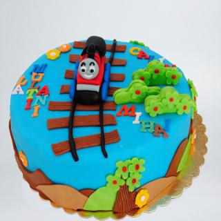 Tort locomotiva Thomas pe albastru
