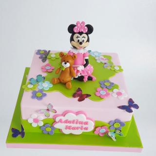 Tort Minnie Mouse cu ursulet