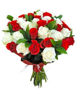 Buchet 39 trandafiri albi si rosii