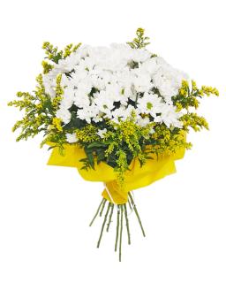 Buchet crizanteme albe si solidago