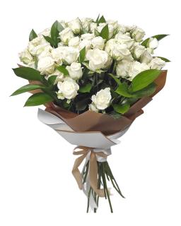 Buchet cu minirosa albe